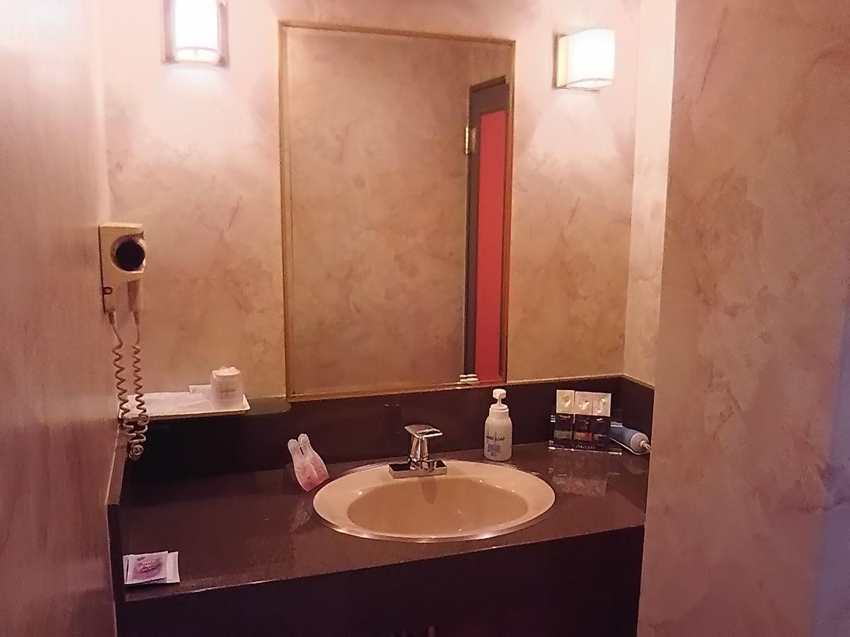 טוקיו Hotel Sting (Adults Only) מראה חיצוני תמונה